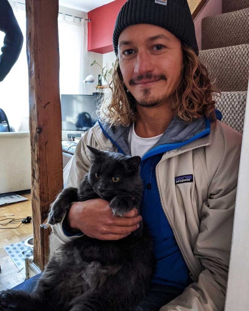man and his cat
